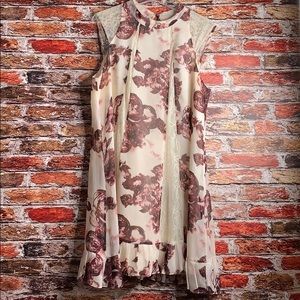 BCBGeneration Sleeveless Maroon/Lace  Floral Dress